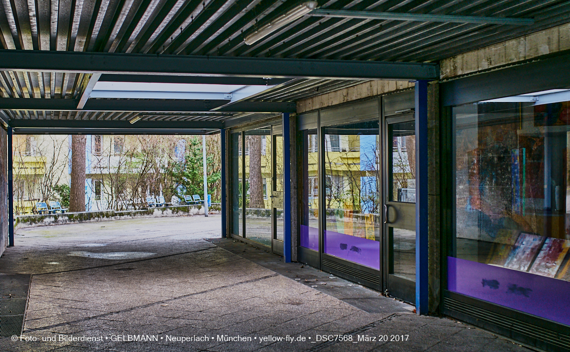 21.03.2017 - Abrissbaustelle Quiddezentrum in Neuperlach